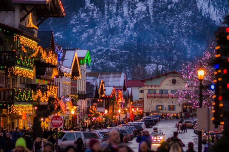 Christmas Train To Leavenworth 2024 - Chloe Tootsie